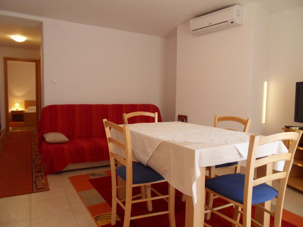 Apartments Petricevic 2 Селце Экстерьер фото