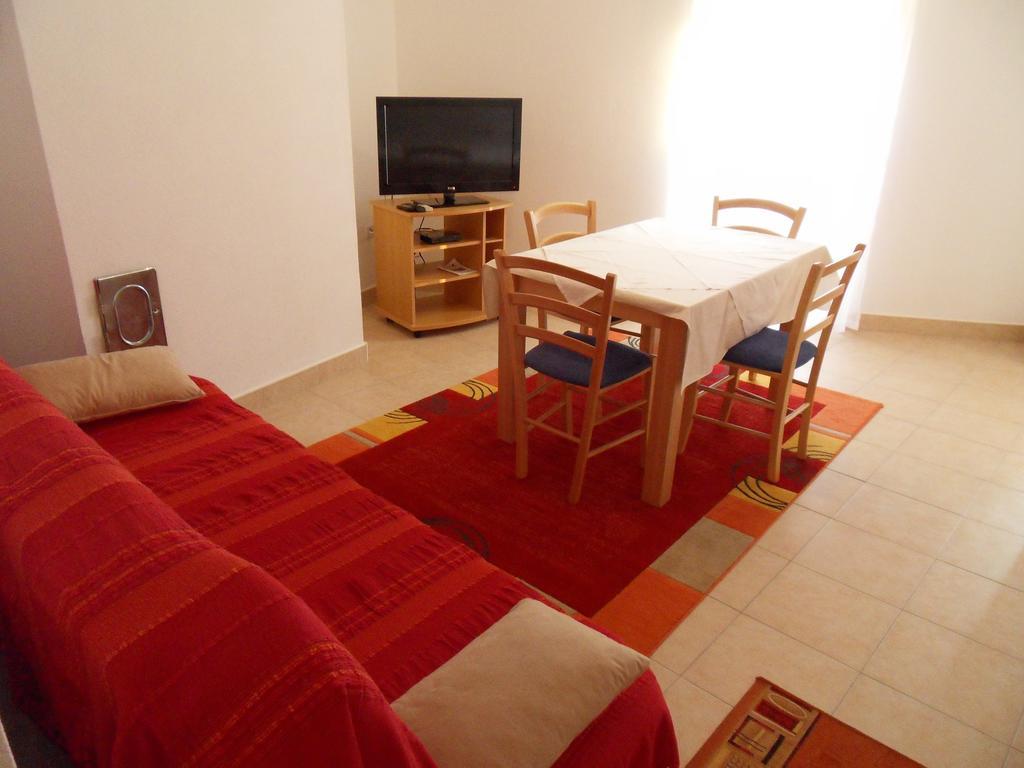 Apartments Petricevic 2 Селце Экстерьер фото