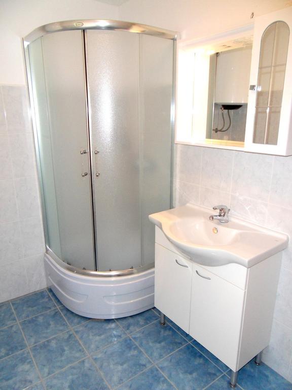 Apartments Petricevic 2 Селце Экстерьер фото