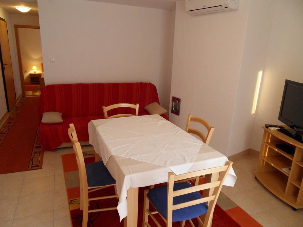 Apartments Petricevic 2 Селце Экстерьер фото